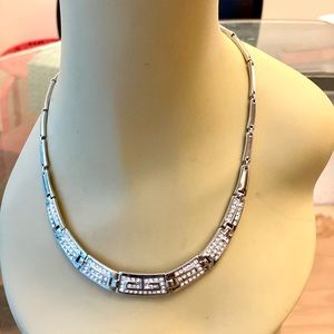 Fashion necklace